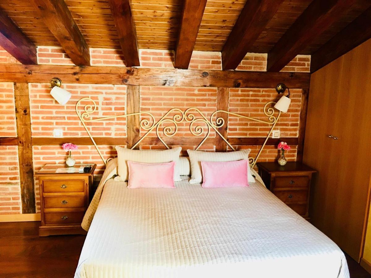 Hostal Segovia Adults Only المظهر الخارجي الصورة