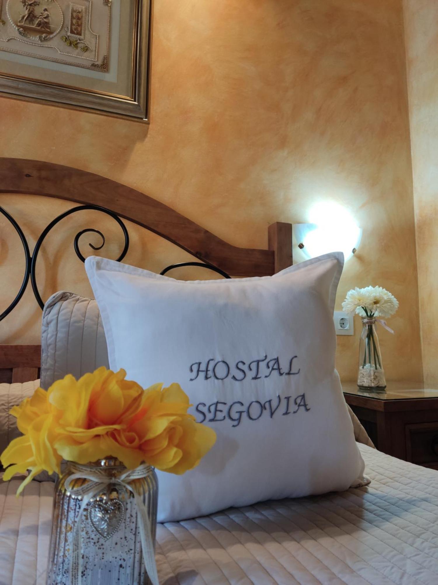Hostal Segovia Adults Only الغرفة الصورة