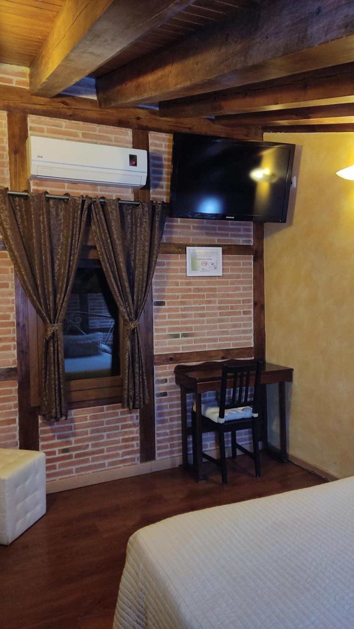 Hostal Segovia Adults Only الغرفة الصورة