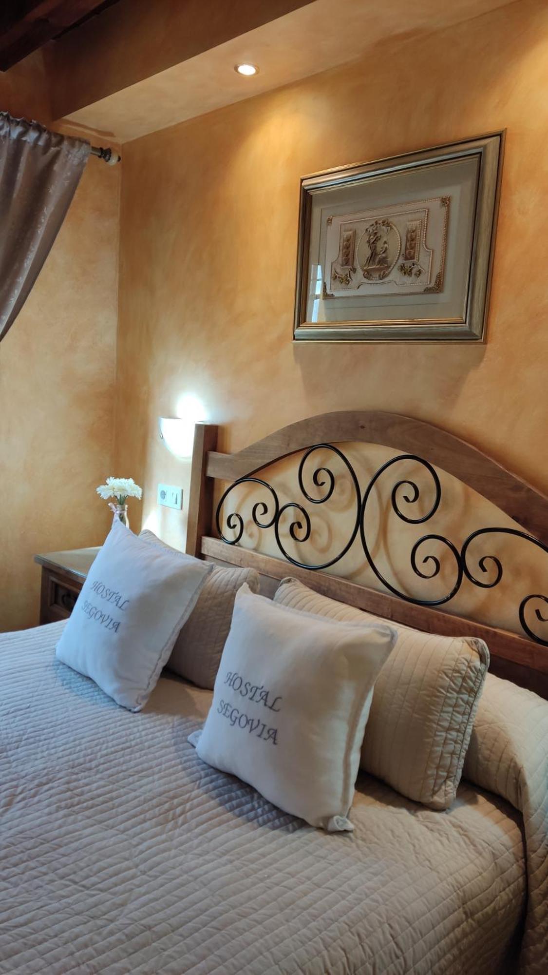 Hostal Segovia Adults Only الغرفة الصورة
