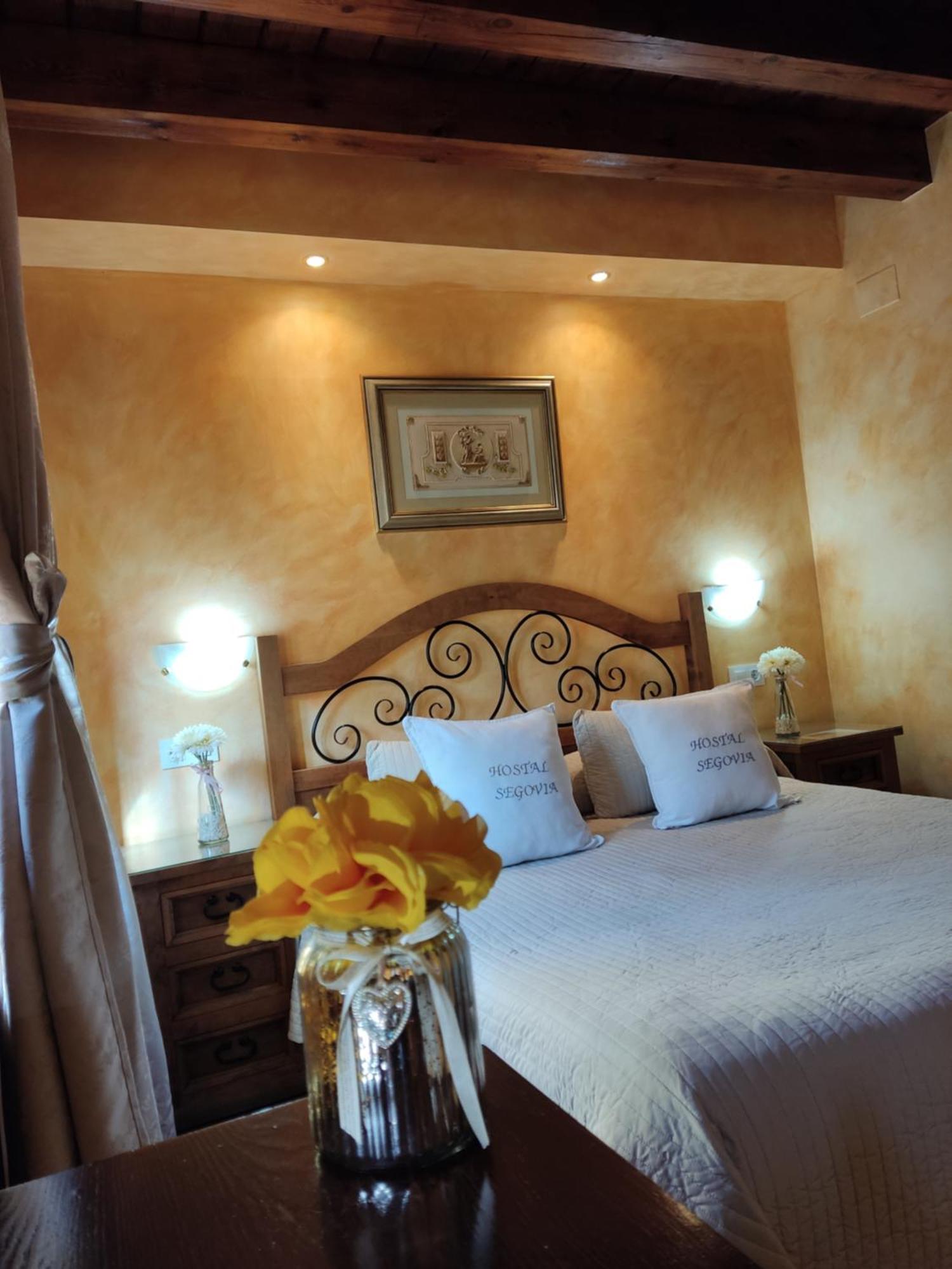 Hostal Segovia Adults Only الغرفة الصورة